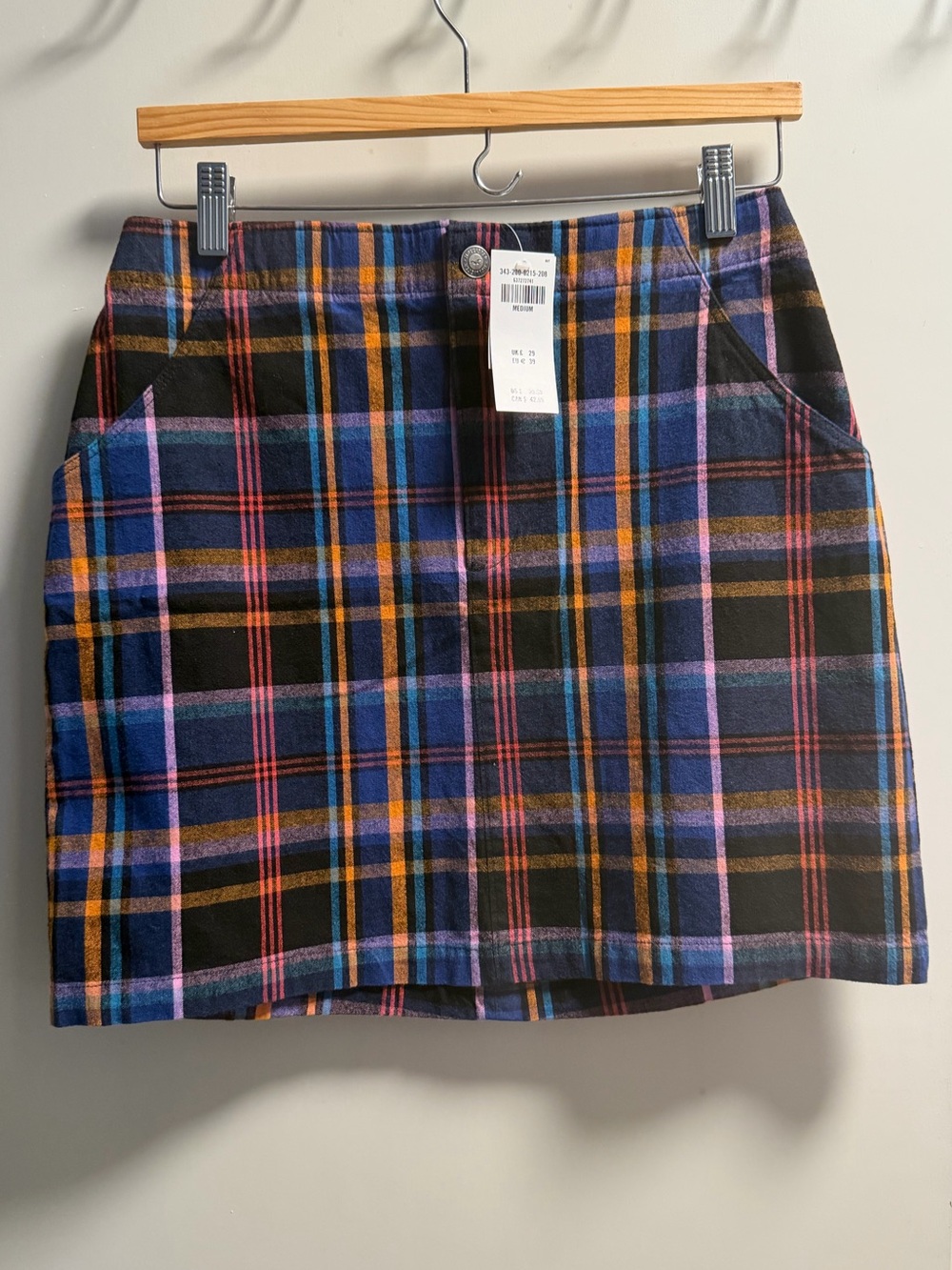 NWT Hollister ultra high-rise skirt; navy blue w/multicolored plaid; M/9